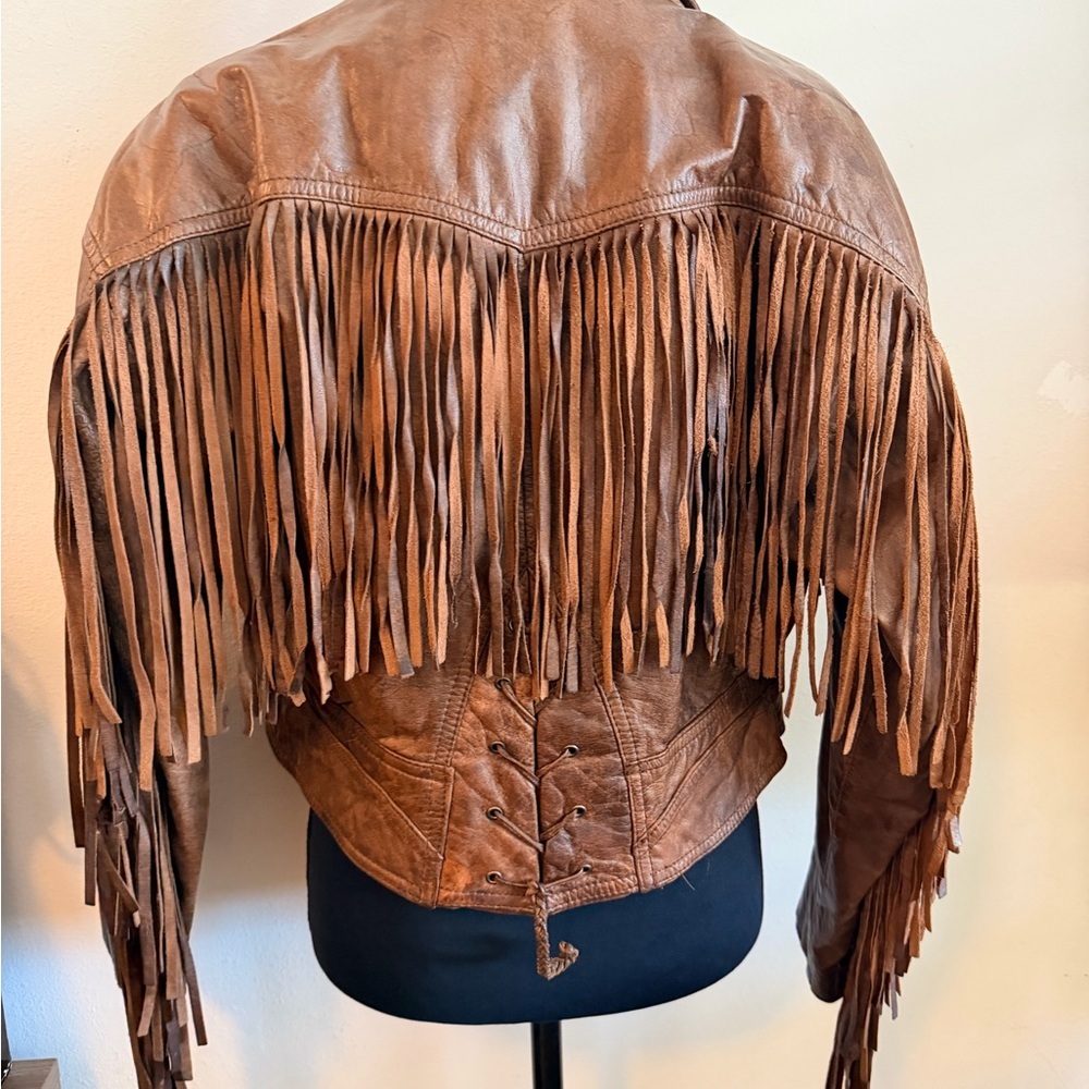 Cropped Brown Fringe Leather Jacket for Women - Picture 3 of 7